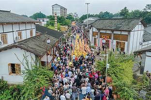 武磊：平新加坡后都以为我们死了，其实拿下下一场我们就晋级18强